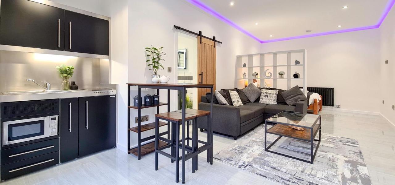 The Studio, Luxury Modern Apartment In The South Hams, Stunning Walks On The Doorstep, A 20 Minute Drive To The Beautiful Sandy Beaches, Quiet Courtyard Setting, Shops, Bars And Restaurants A Short Walk Away! Ivybridge Exterior foto